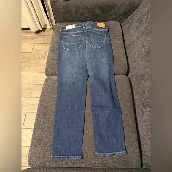 American Eagle Athletic Skinny Jeans - Picture 4 of 4